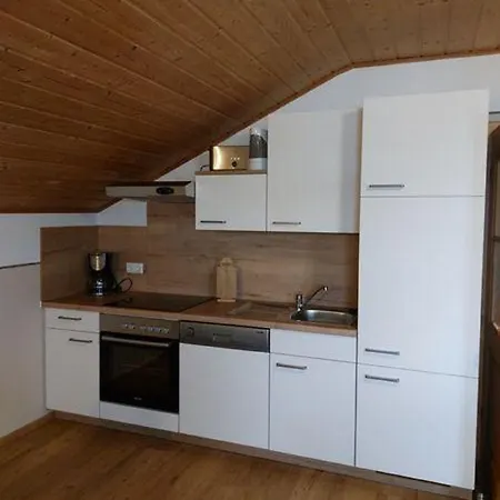 Altmann דירה אראך